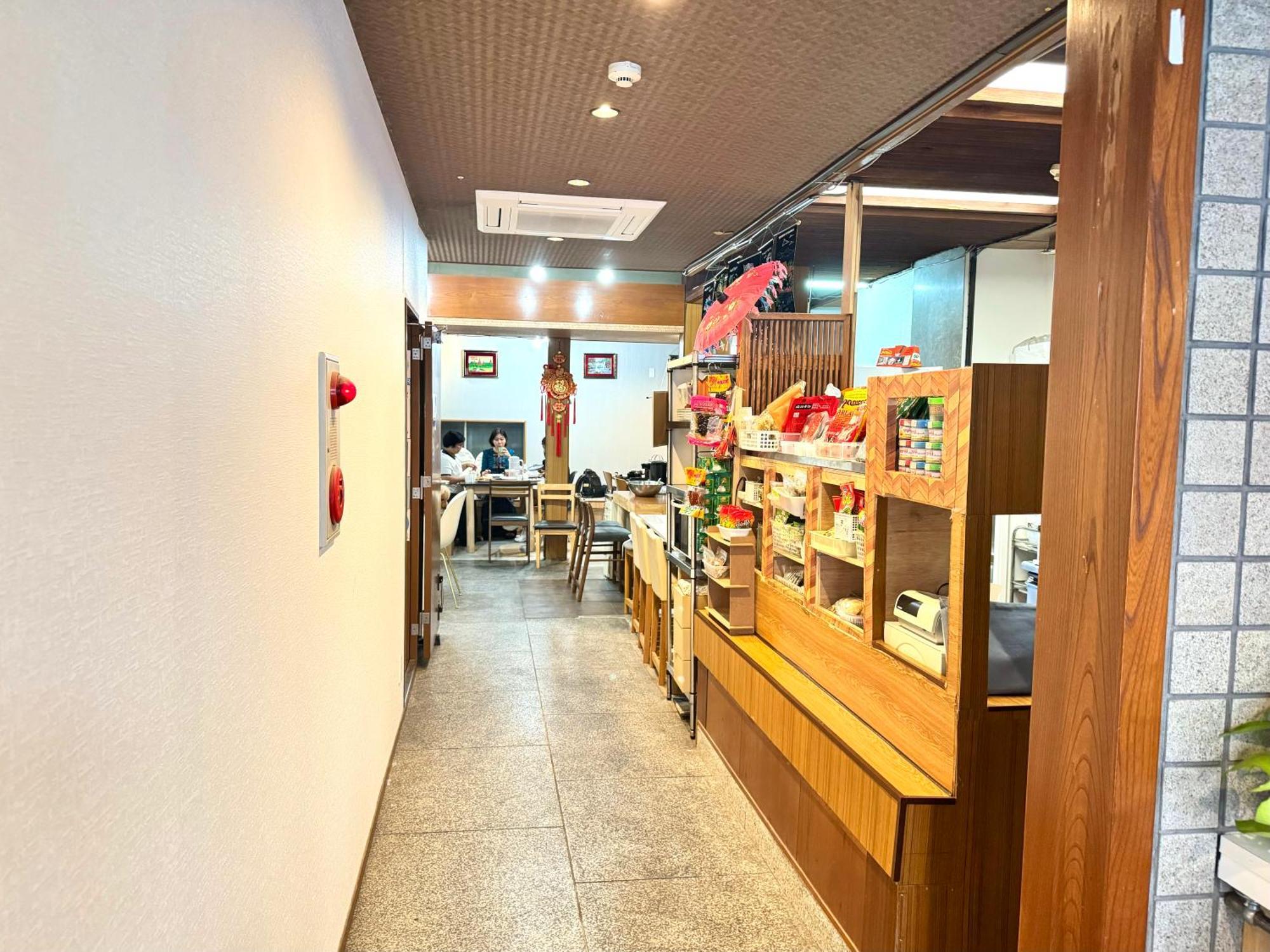 Osaka Guesthouse Sakura Exterior photo